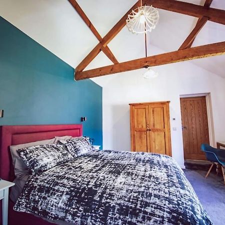 Cosy Cottage On Banks Of River Wye Foy Extérieur photo