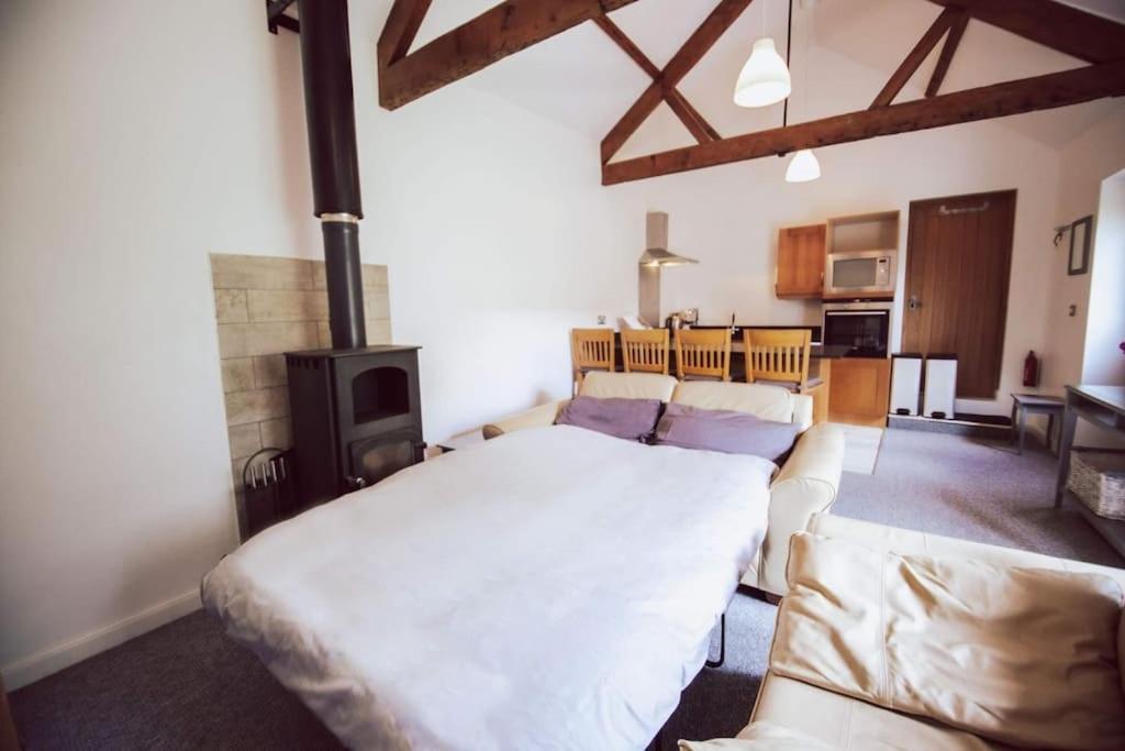 Cosy Cottage On Banks Of River Wye Foy Extérieur photo
