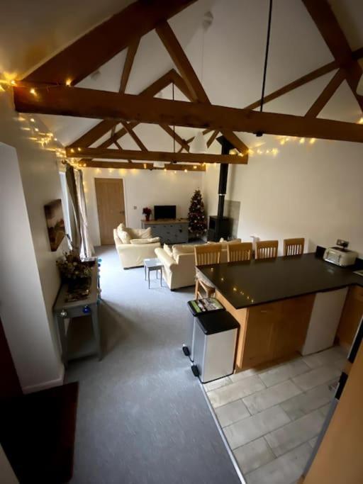 Cosy Cottage On Banks Of River Wye Foy Extérieur photo